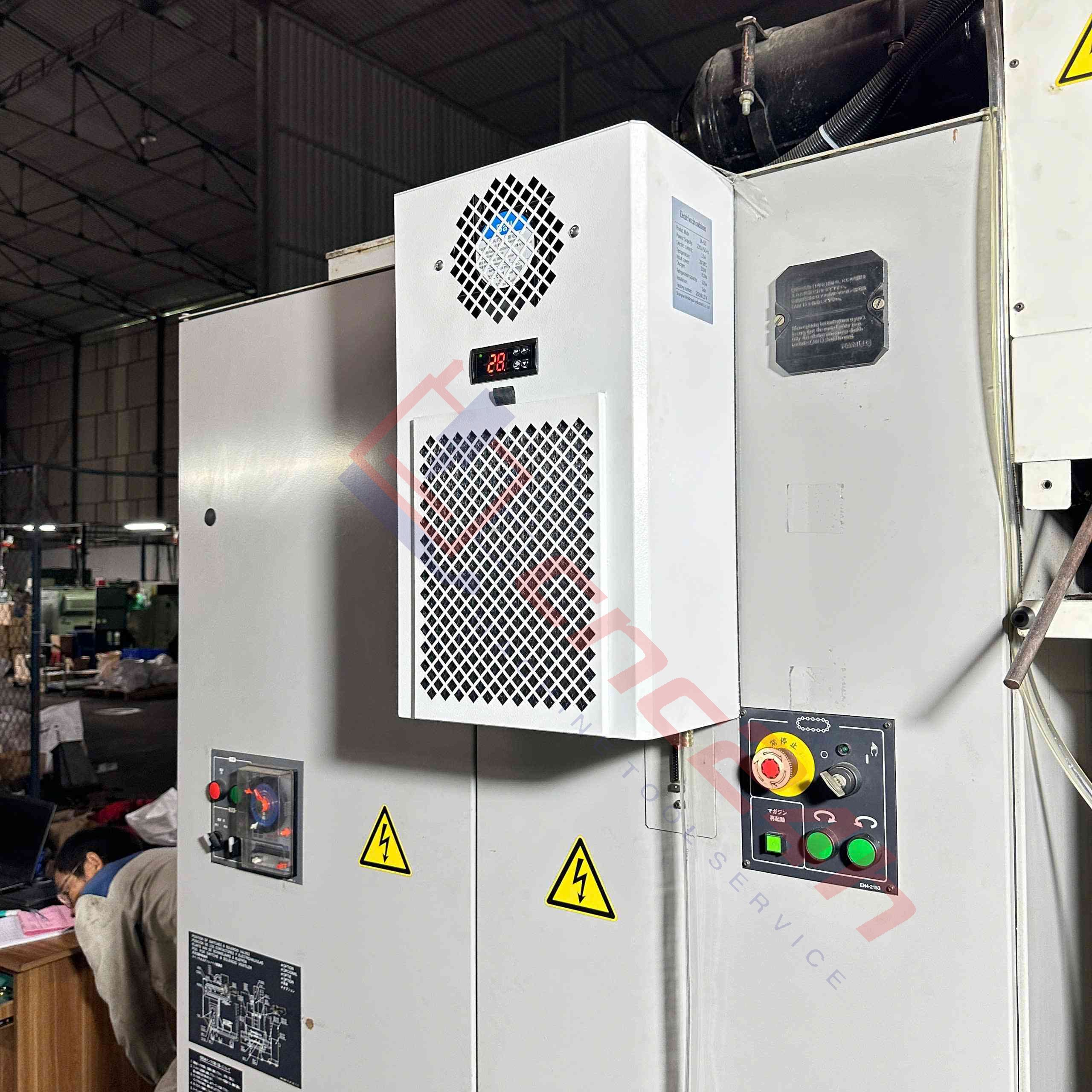 z6746983840722_b84818707a0fb0e75db2066c978426e5 Máy lạnh tủ điện EA-520 520W máy lạnh khô cho máy CNC bền, rẻ, hiệu quả cao
