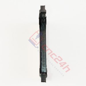 Adapter CF To PCMCIA Fanuc chính hãng, chất lượng cao. Một đầu adapter cắm thẻ CF vào, đầu còn lại cắm vào máy CNC để rút / nạp dữ liệu.